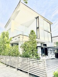 Ocean Drive (D4), Detached #495795281